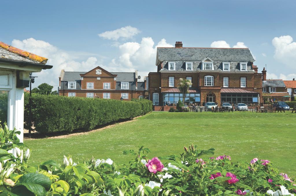 Old Hunstanton Le Strange Arms Hotel Exteriör bild